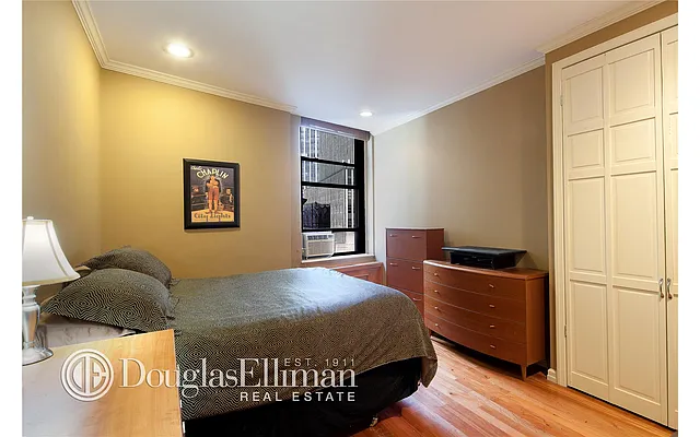Sold by Douglas Elliman | media 19