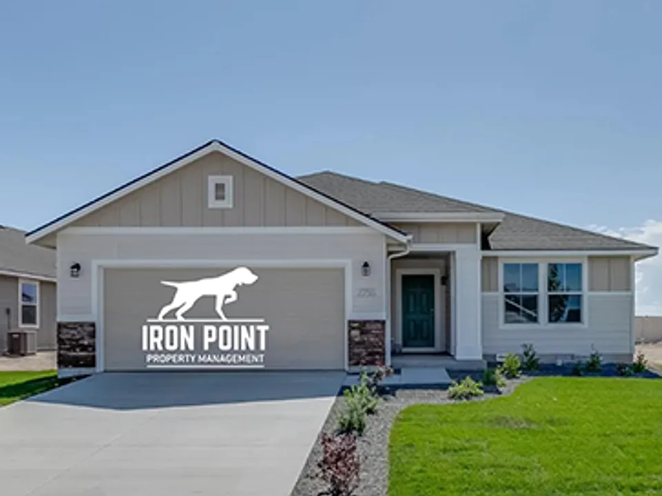 1449 W Crooked River Dr