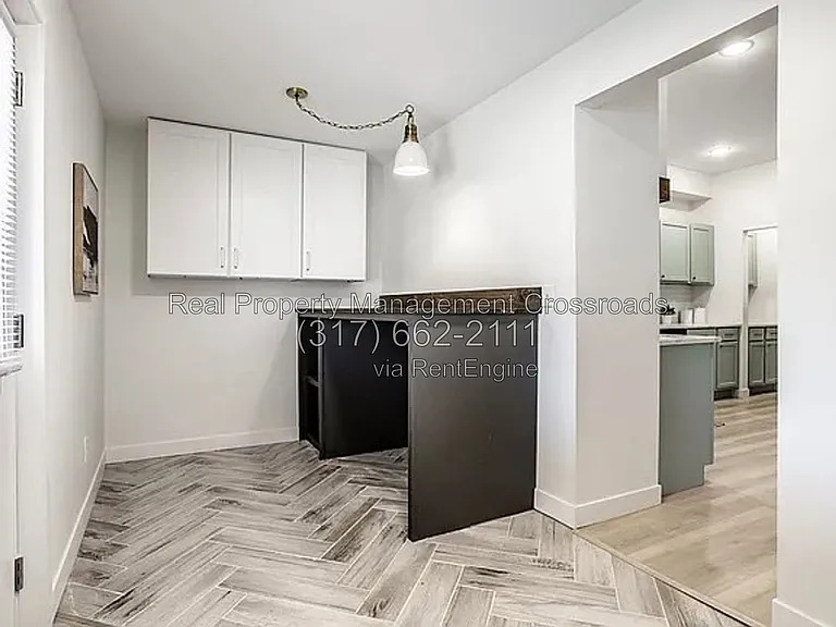 849 N Oakland Ave — Photo 25