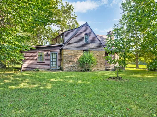 961 Deep Draw Rd, Crossville, TN 38555