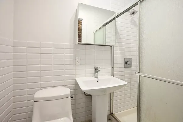 Rented by Douglas Elliman | media 21