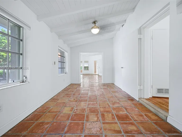 2300 S Miami Ave — Photo 17