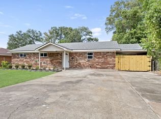 860 Bingman Dr, Beaumont, TX 77705