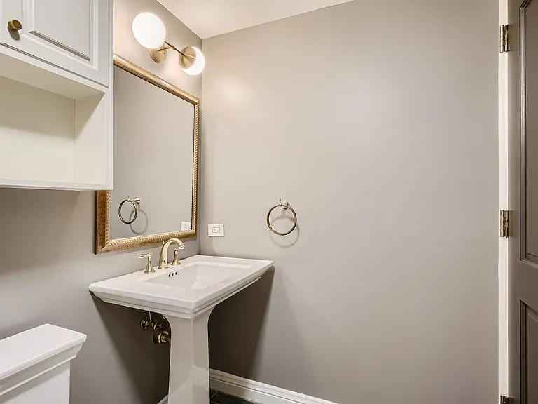 400 E 3rd Ave #405 — Photo 23