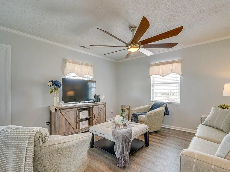 4908 E Beach Dr — Photo 21