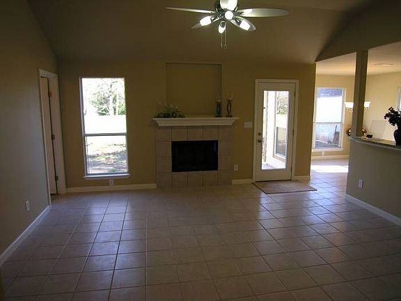 2nd image of 8507 Yaupon Springs Cir