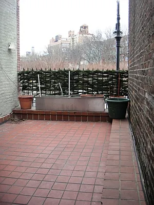 Rented by Citi Habitats | media 10