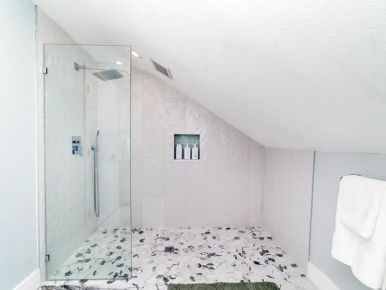 1215 10th St N #3 — Photo 9