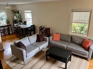 6907 Little Falls Rd, Arlington, VA 22213