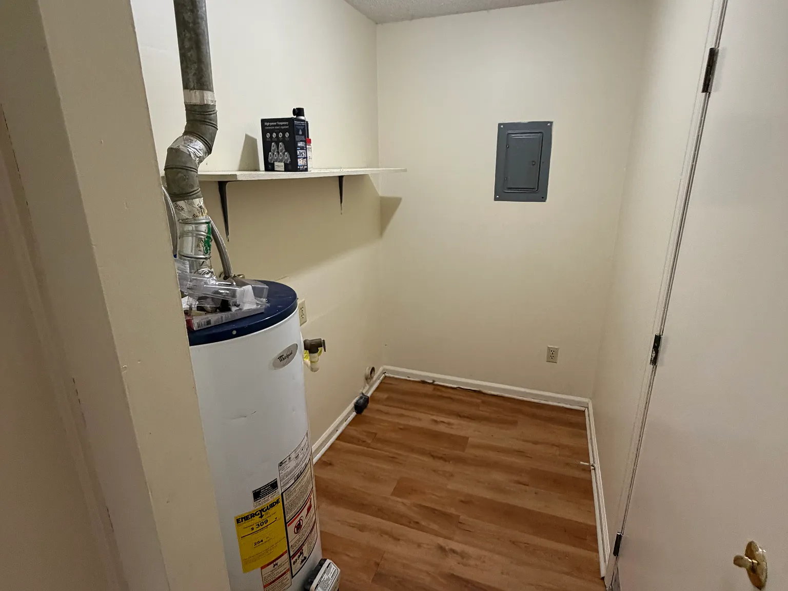 2 bed, 1000 sqft, $940 — Photo 4