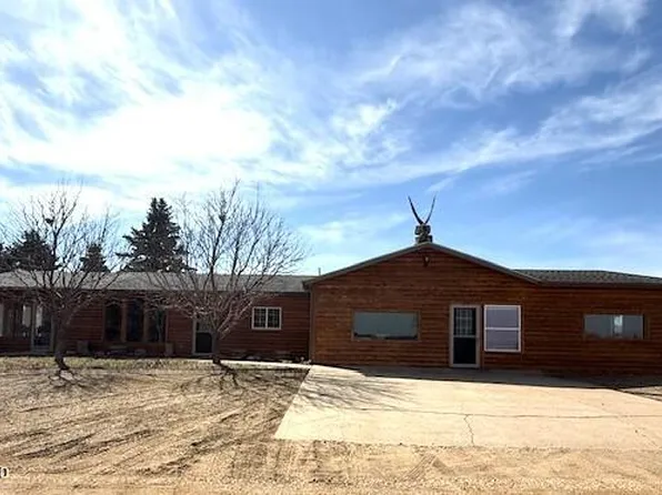 137 & 139 SW Lake Dr, Arlington, SD 57212