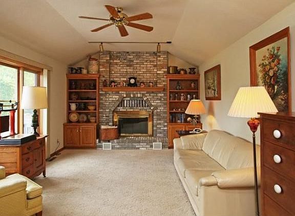 4th image of 13312 Acorn Cir