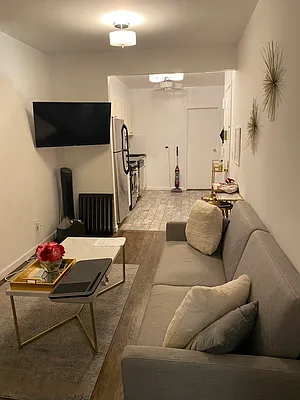 Rented by Think Properties | media 4