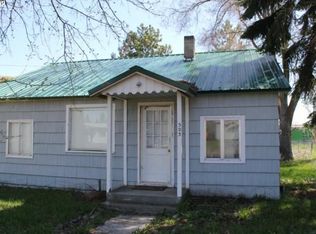 503 N Douglas St, Wallowa, OR 97885