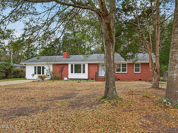 3rd image of 3934 Edgewood Road