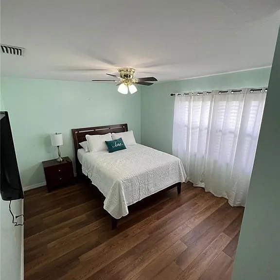 1316 Villaway W — Photo 14