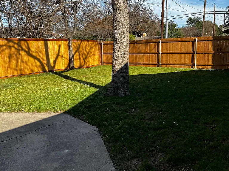 502 Worcester Way — Photo 15