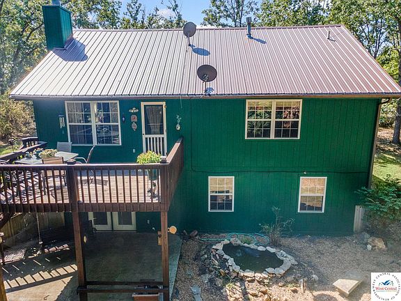 3rd image of 26690 Oakwood Ln