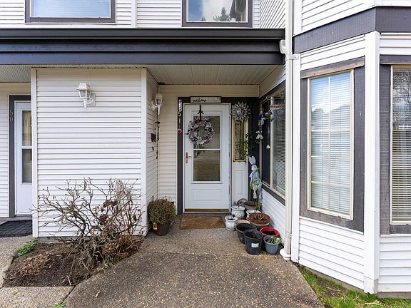 2nd image of 15840 84th Ave #51