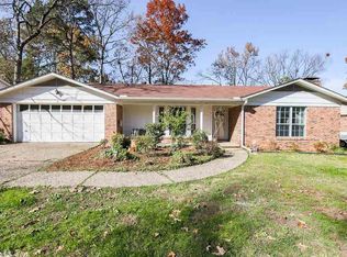 6 Johnnycake Ln, Little Rock, AR 72211