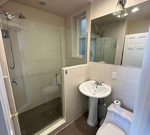 5th image of 9012 5th Ave #1