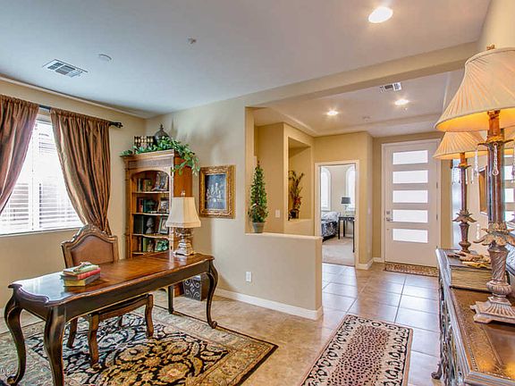 3rd image of 3651 E Lodgepole Dr