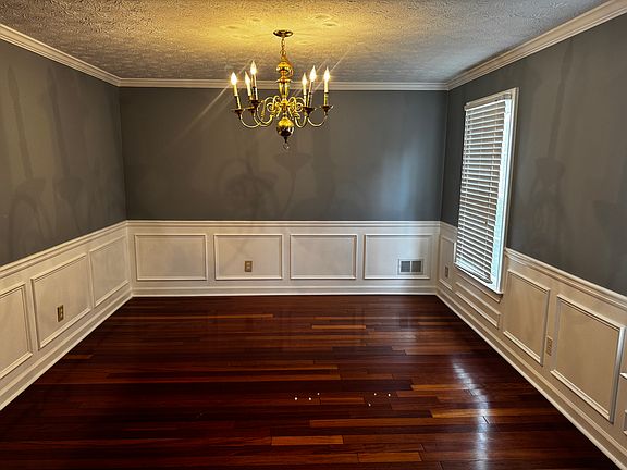 5th image of 6784 Ravines Ct