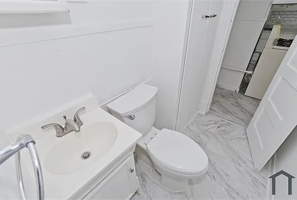 320 Front St #2 — Photo 26