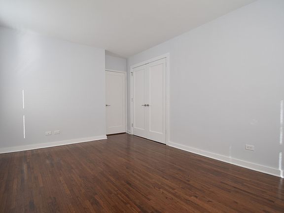 Pelham Parkway - Bedroom - Mat P Line