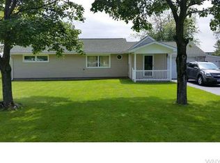 5392 Upper Mountain Rd, Lockport, NY 14094