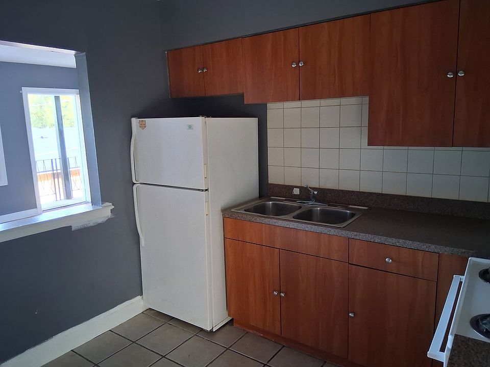 1st image of 10355 W Lyndale Ave APT 3
