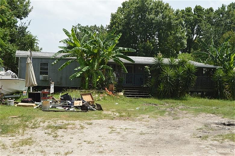 1st image of 109 Pin Oak Dr