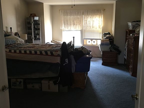 4th image of 14034 Dale Ct