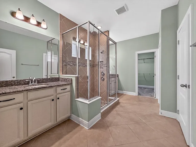 2062 Redbay Ave — Photo 21