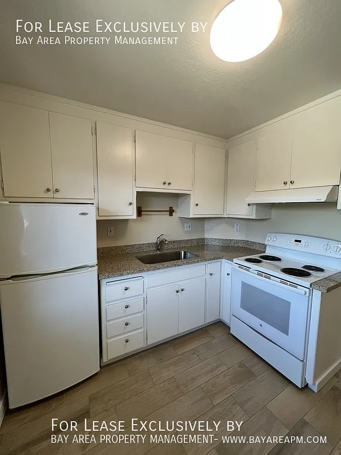 Building Photo - 125 Lorton Ave #10