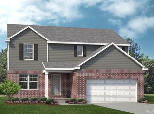 6172 S Trailwoods Dr, Ann Arbor, MI 48103