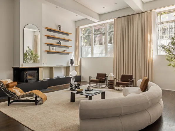 377 West 11th Street image 1 of 20