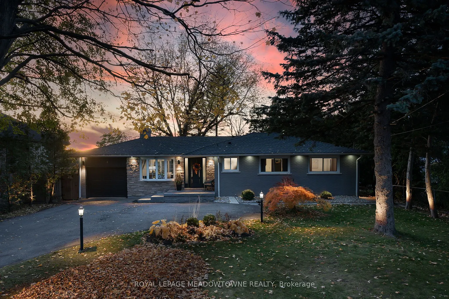 4 Chipper Ct photo 1