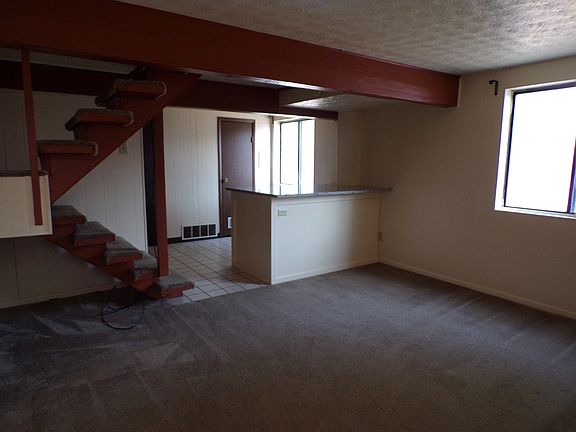 2nd image of 115 W Northwood Ave APT D