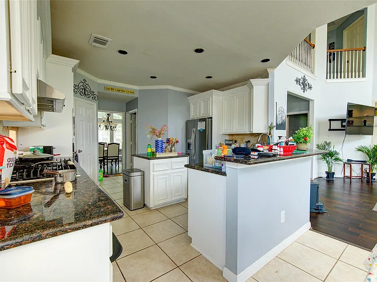 5911 Canyon Brook Ct — Photo 37