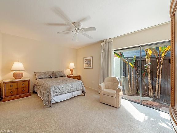 5th image of 579 Bay Villas LN #91