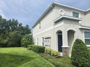 1866 Greenwood Valley Dr, Plant City, FL 33563