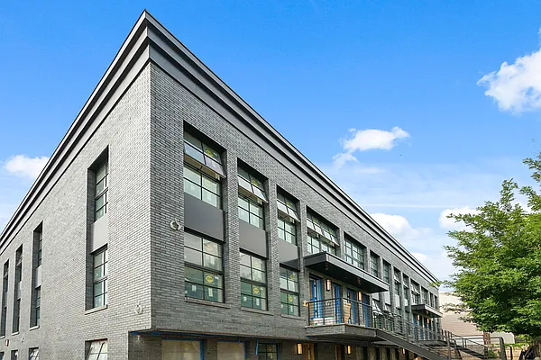 Sold by Avenue Sotheby's International Realty | media 24