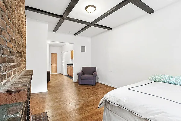 Rented by Corcoran | media 7