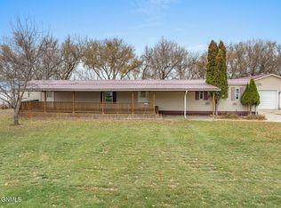 3207 9th Ave E, Williston, ND 58801