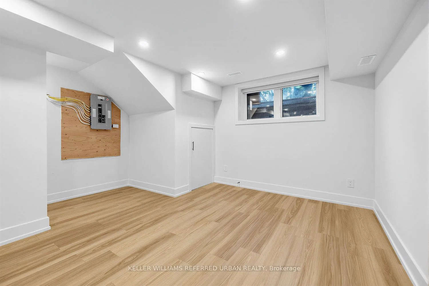 2 bed, $2,950 — Photo 3