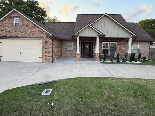 2112 Jefferson St, Nederland, TX 77627