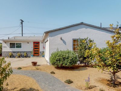 12683 Dewey St, Los Angeles, CA, 90066
