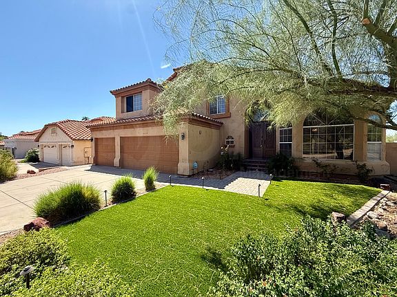 2nd image of 9405 E Presidio Rd