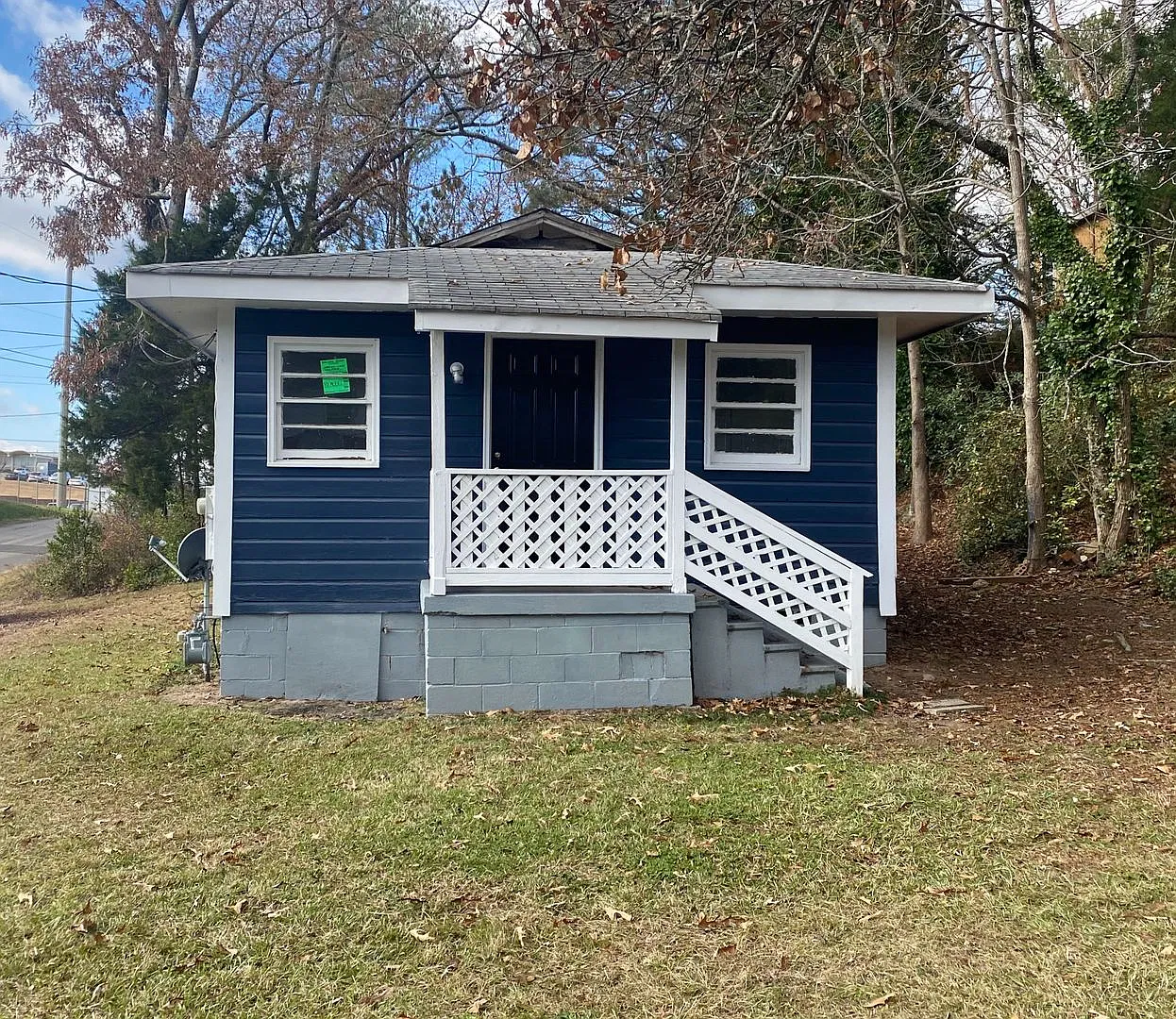 1900 Harris Avenue — Photo 1
